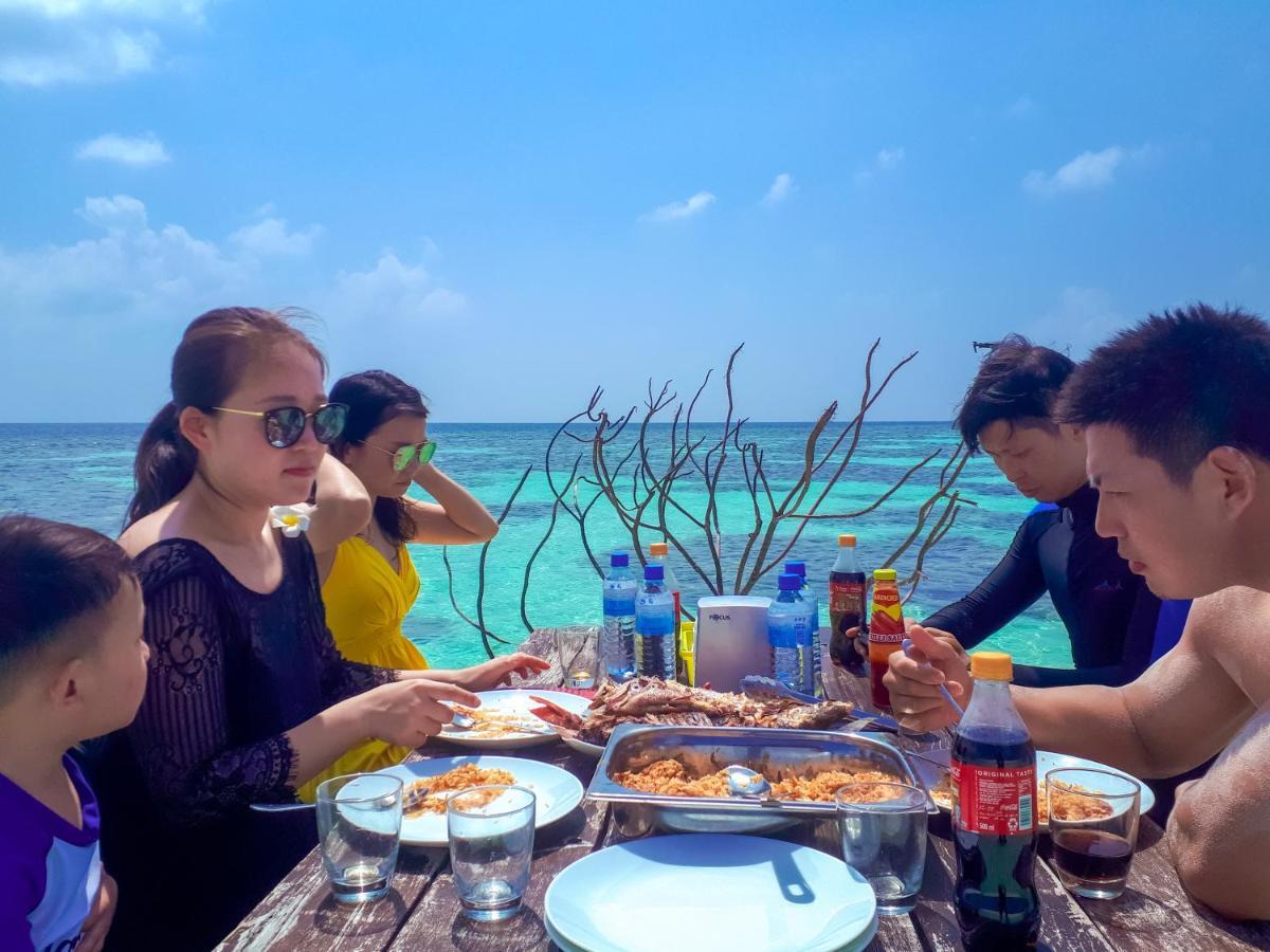 네모 인 호텔 Omadhoo 외부 사진